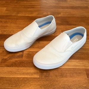 Nike SB Lolarsoft Men US Size 10 White Good Shape